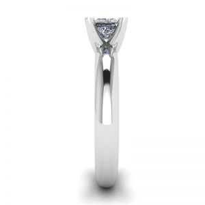 V-style Classic Setting Ring with Square Diamond - Photo 2