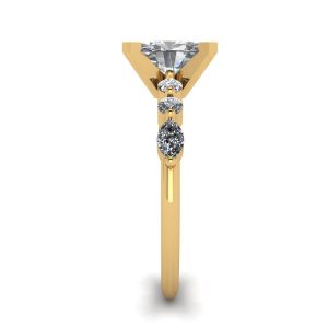 Oval Diamond Side Marquise and Round Stones Ring Yellow Gold - Photo 2