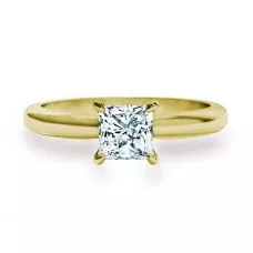Princess cut diamond engagement ring