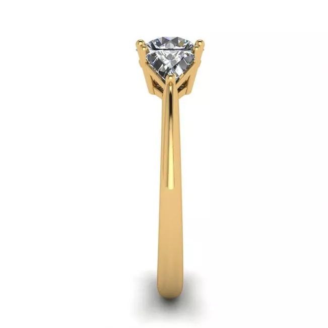 Three Diamond Ring in 18K Yellow Gold - Photo 2
