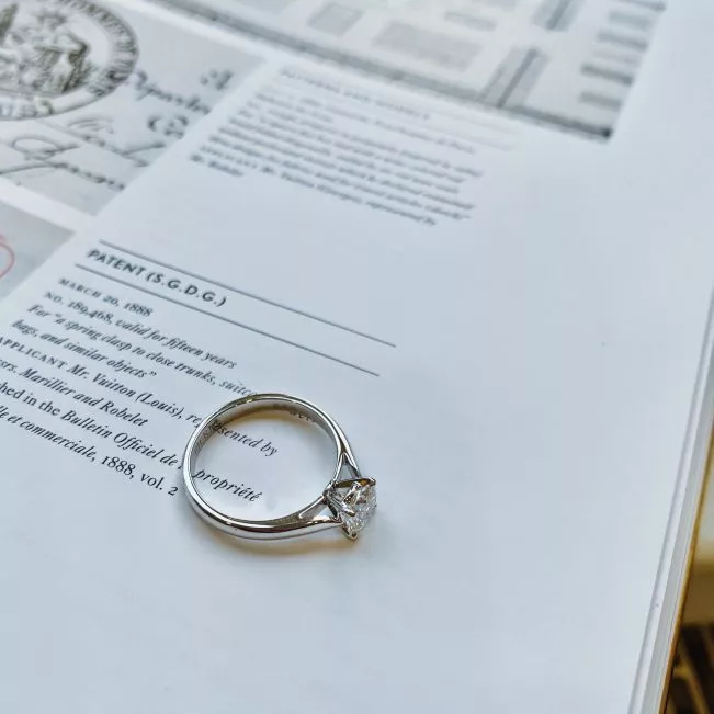 Classic Diamond Ring with One Diamond - Photo 6