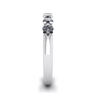 Classic Seven Round Diamond Ring White Gold - Photo 2