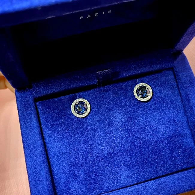Sapphire Stud Earrings with Detachable Diamond Halo Yellow Gold - Photo 5